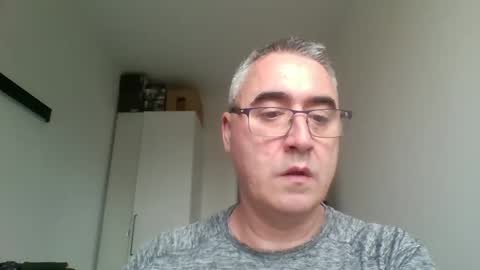 Snapshot of themohican chatting on May 17, 2026, 4:03 pm Themohican online show from May 17, 2026, 4:03 pm