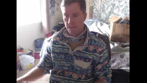 Snapshot of themormonman chatting on November 18, 2025, 6:45 pm Daisy and Tim online show from November 18, 2025, 6:45 pm