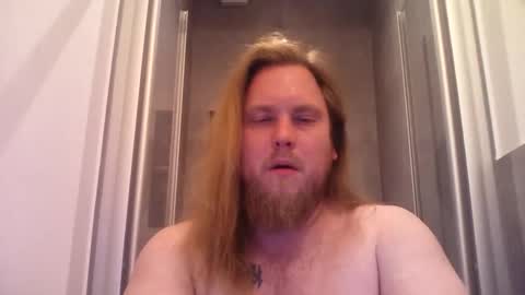 thenewdude1992 online show from November 8, 2025, 8:07 pm