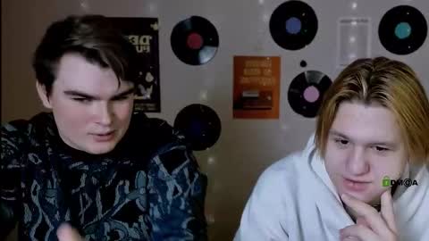 Snapshot of theo_drift chatting on January 14, 2026, 9:37 am theo_drift online show from January 14, 2026, 9:37 am