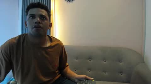 theo_morris online show from March 4, 2026, 4:07 am