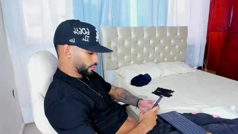 Theo Sky online show from September 16, 2025, 7:48 pm