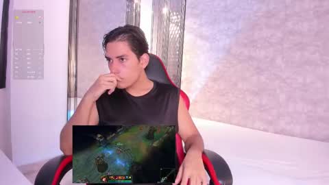 Theo online show from November 16, 2025, 12:33 pm