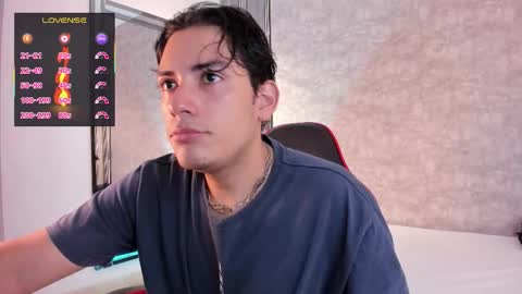 Theo online show from November 25, 2025, 12:05 pm