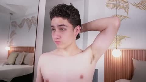 Snapshot of theohawke_ chatting on January 18, 2025, 4:21 pm THEO- MATEO online show from January 18, 2025, 4:21 pm