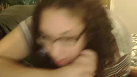 Amelia online show from November 30, 2025, 2:48 am