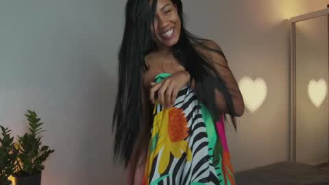 YAYA  online show from January 8, 2025, 11:54 am