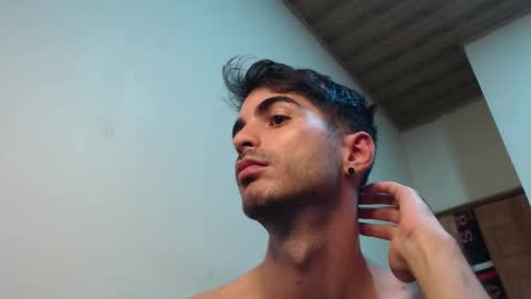 Santiago Enrique online show from September 22, 2025, 4:58 am