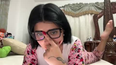 Snapshot of therealcamilabaddie chatting on February 19, 2025, 8:01 am therealcamilabaddie online show from February 19, 2025, 8:01 am