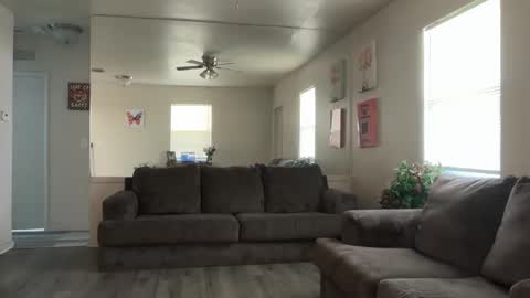 therealferrarii online show from March 10, 2026, 4:12 pm