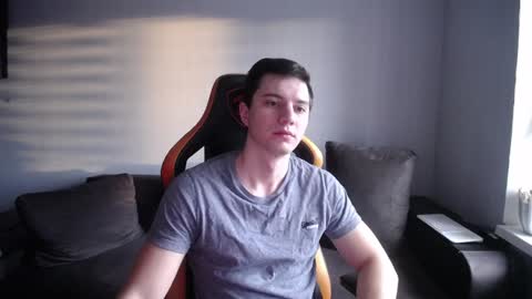 Snapshot of theroadtomars chatting on January 15, 2025, 6:01 am Nick   online show from January 15, 2025, 6:01 am