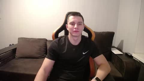 Snapshot of theroadtomars chatting on February 22, 2025, 1:11 am Nick   online show from February 22, 2025, 1:11 am