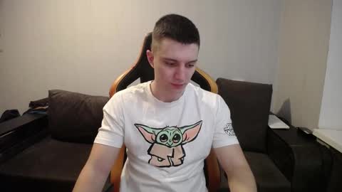 Snapshot of theroadtomars chatting on March 6, 2025, 5:33 pm Nick   online show from March 6, 2025, 5:33 pm