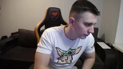 Snapshot of theroadtomars chatting on March 6, 2025, 8:37 pm Nick   online show from March 6, 2025, 8:37 pm