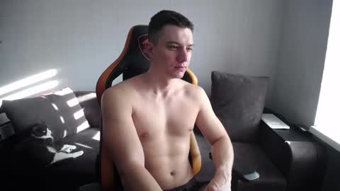 Snapshot of theroadtomars chatting on March 8, 2025, 6:10 am Nick   online show from March 8, 2025, 6:10 am