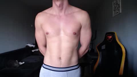 Snapshot of theroadtomars chatting on September 9, 2025, 10:26 am Nick   online show from September 9, 2025, 10:26 am