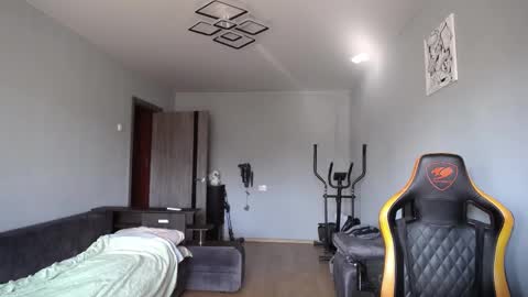 Snapshot of theroadtomars chatting on September 13, 2025, 6:13 am Nick   online show from September 13, 2025, 6:13 am