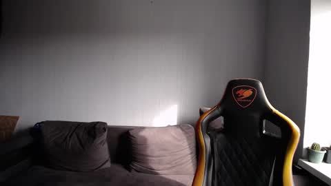 Snapshot of theroadtomars chatting on October 6, 2025, 7:17 am Nick   online show from October 6, 2025, 7:17 am