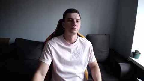 Snapshot of theroadtomars chatting on October 11, 2025, 10:25 am Nick   online show from October 11, 2025, 10:25 am