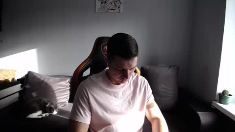 Snapshot of theroadtomars chatting on October 12, 2025, 5:39 am Nick   online show from October 12, 2025, 5:39 am