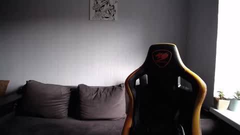 Snapshot of theroadtomars chatting on October 22, 2025, 7:52 am Nick   online show from October 22, 2025, 7:52 am