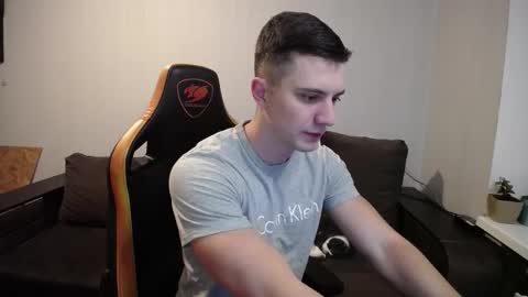 Snapshot of theroadtomars chatting on October 29, 2025, 5:36 pm Nick   online show from October 29, 2025, 5:36 pm