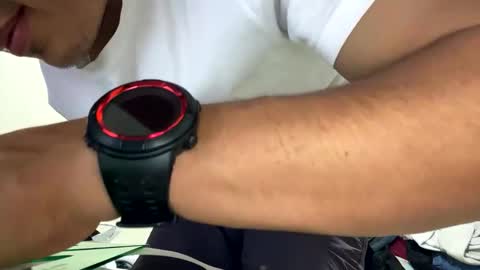 Snapshot of therondevereaux chatting on February 20, 2026, 2:19 am Theron Devereaux online show from February 20, 2026, 2:19 am