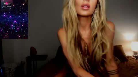 Snapshot of theselina_kyle chatting on June 3, 2026, 4:12 pm Selina Kyle online show from June 3, 2026, 4:12 pm