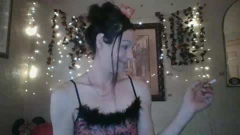 sillymillie0 online show from October 18, 2025, 9:59 pm