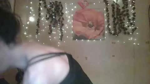 sillymillie0 online show from March 5, 2026, 11:45 pm