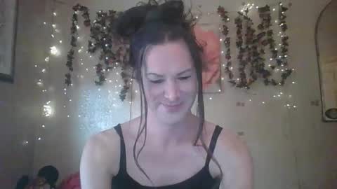 Snapshot of thesillymillie chatting on April 4, 2026, 7:11 pm sillymillie0 online show from April 4, 2026, 7:11 pm