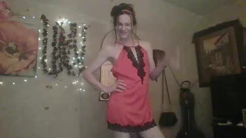 Snapshot of thesillymillie chatting on April 10, 2026, 1:33 am sillymillie0 online show from April 10, 2026, 1:33 am