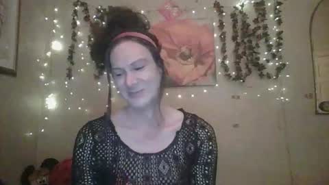 Snapshot of thesillymillie chatting on April 15, 2026, 9:15 pm sillymillie0 online show from April 15, 2026, 9:15 pm