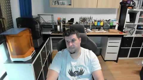 Snapshot of thesir35 chatting on October 23, 2025, 2:49 pm thesir35 online show from October 23, 2025, 2:49 pm