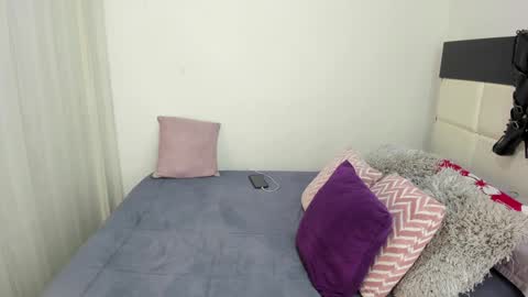 Camila online show from December 13, 2024, 5:05 am