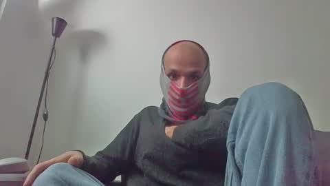 Scarf guy online show from February 21, 2025, 1:11 pm