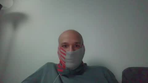 Scarf guy online show from February 12, 2026, 7:36 am