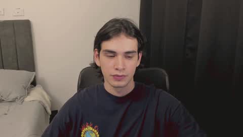 thiaan__ online show from December 29, 2024, 1:34 am