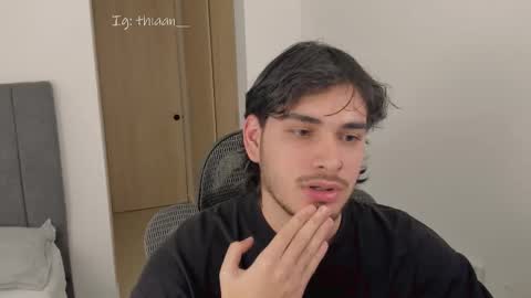 thiaan__ online show from January 7, 2026, 12:02 am