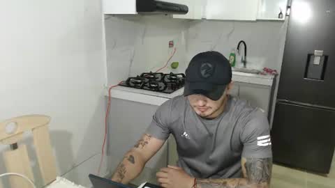 thiago_420 online show from June 23, 2026, 12:08 am