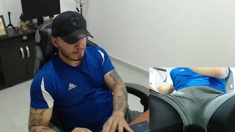 thiago_420 online show from June 25, 2026, 11:09 pm
