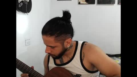 Snapshot of thiago_balconee chatting on July 1, 2026, 11:59 pm Thiago balconee online show from July 1, 2026, 11:59 pm