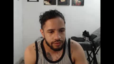 Snapshot of thiago_balconee chatting on July 5, 2026, 2:29 am Thiago balconee online show from July 5, 2026, 2:29 am