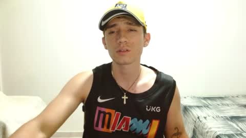thiago_deseo69 online show from June 14, 2026, 1:47 am