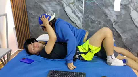 Snapshot of thiago_enzo chatting on May 22, 2026, 6:31 am online show from May 22, 2026, 6:31 am