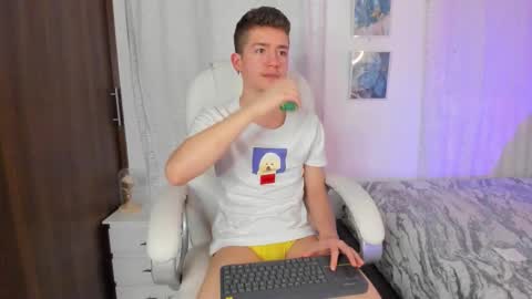 Manuel online show from September 29, 2025, 2:27 am