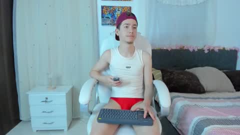 Manuel online show from November 18, 2025, 1:11 am