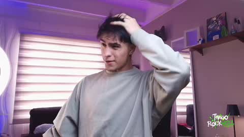 Snapshot of thiago_rockwell chatting on March 4, 2025, 2:53 pm Thiago online show from March 4, 2025, 2:53 pm