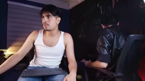 Snapshot of thiago_rockwell chatting on December 18, 2025, 3:23 am Thiago online show from December 18, 2025, 3:23 am