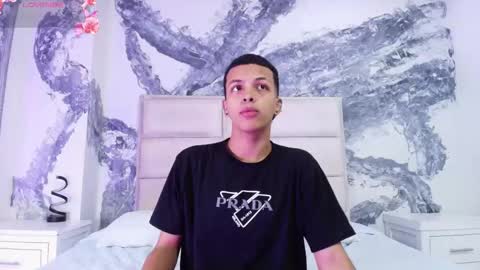 THGIAGO online show from September 20, 2025, 6:53 pm